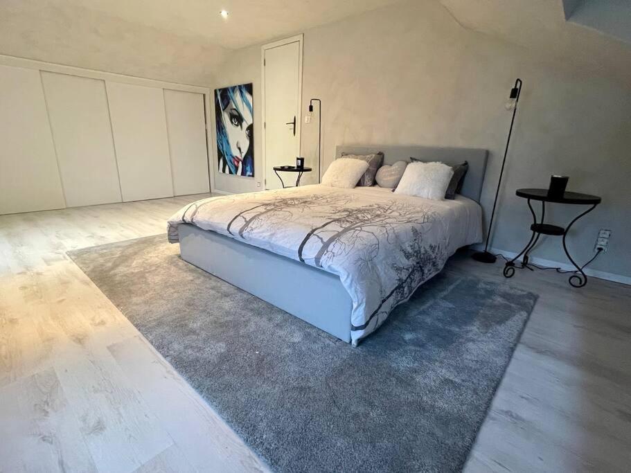 Charmante Maison De Vacances Vaux-sur-Sure Zewnętrze zdjęcie